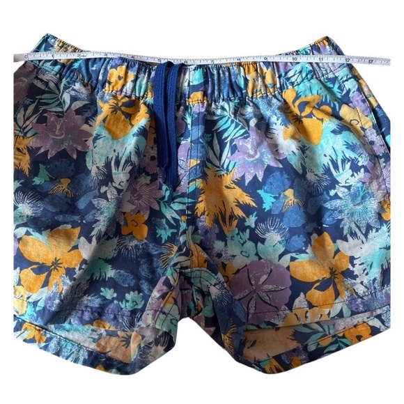 Patagonia womens XS tropical floral shorts 12” waist w/stretch - Picture 6 of 8